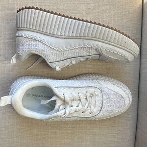 Dream Pairs White Platform Chunky Sneakers Women’s Size US 9